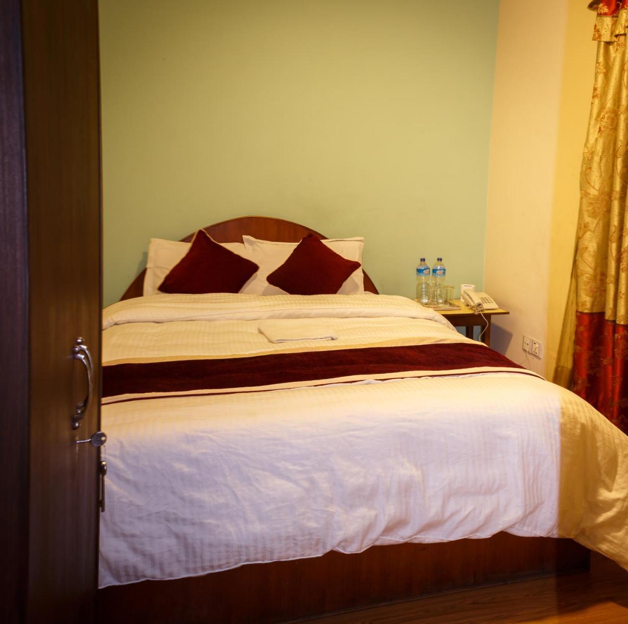 Hotel Hikers Haven Kathmandu Exterior photo